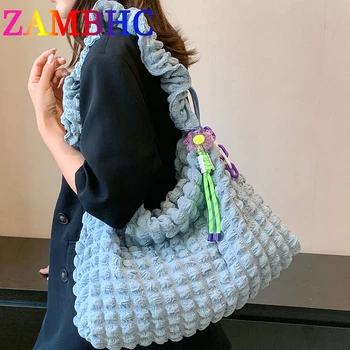 Тренд 2023 года Нейлоновая ткань с пузырями, сумки через плечо большой емкости для женщин, дизайн складывания, плечевой ремень, сумка для покупок, кошельки и сумки  5